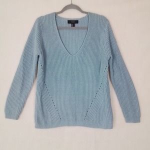 Forever 21 V-Neck Chunky Knit‎ Sweater Size Medium in Soft Green